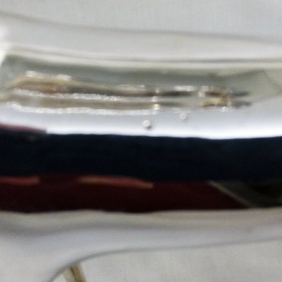 Bowring Silver Plated Reindeer Candle Holder & Candles-With Box - Picture 11 of 12